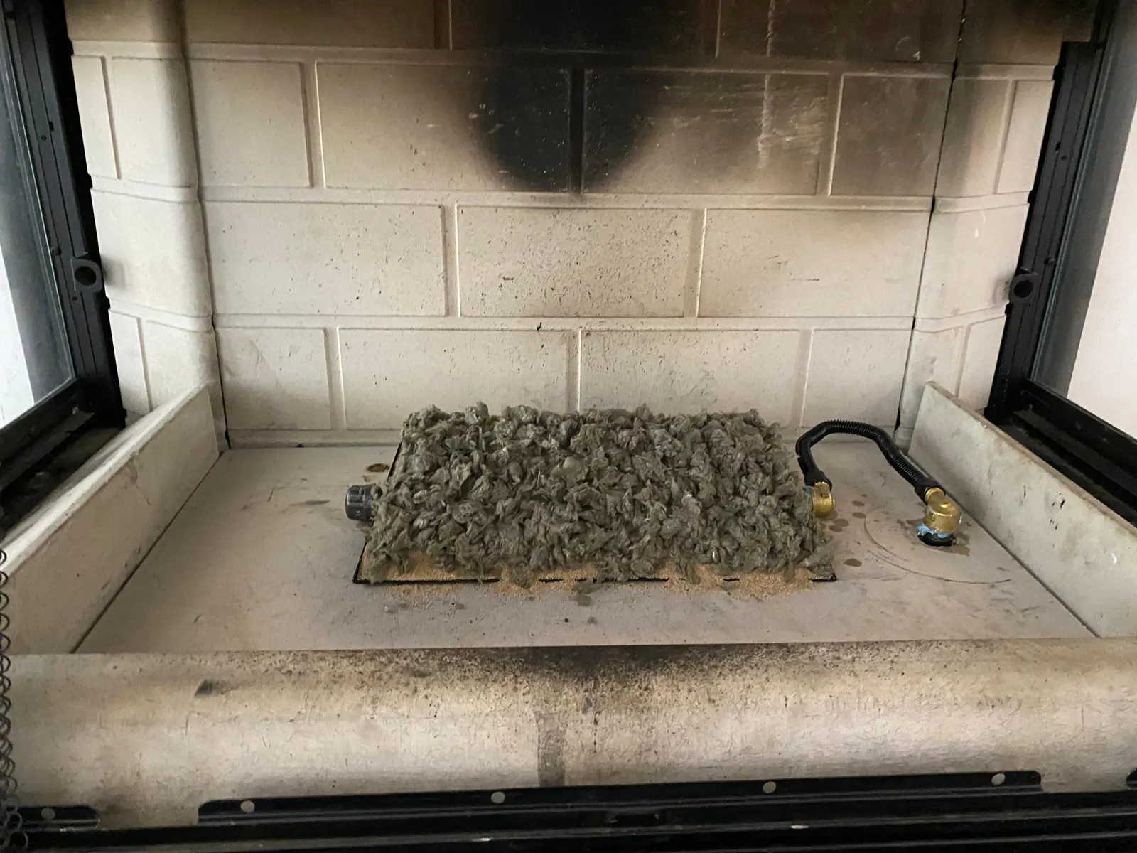 Fireplace insert diagnosis