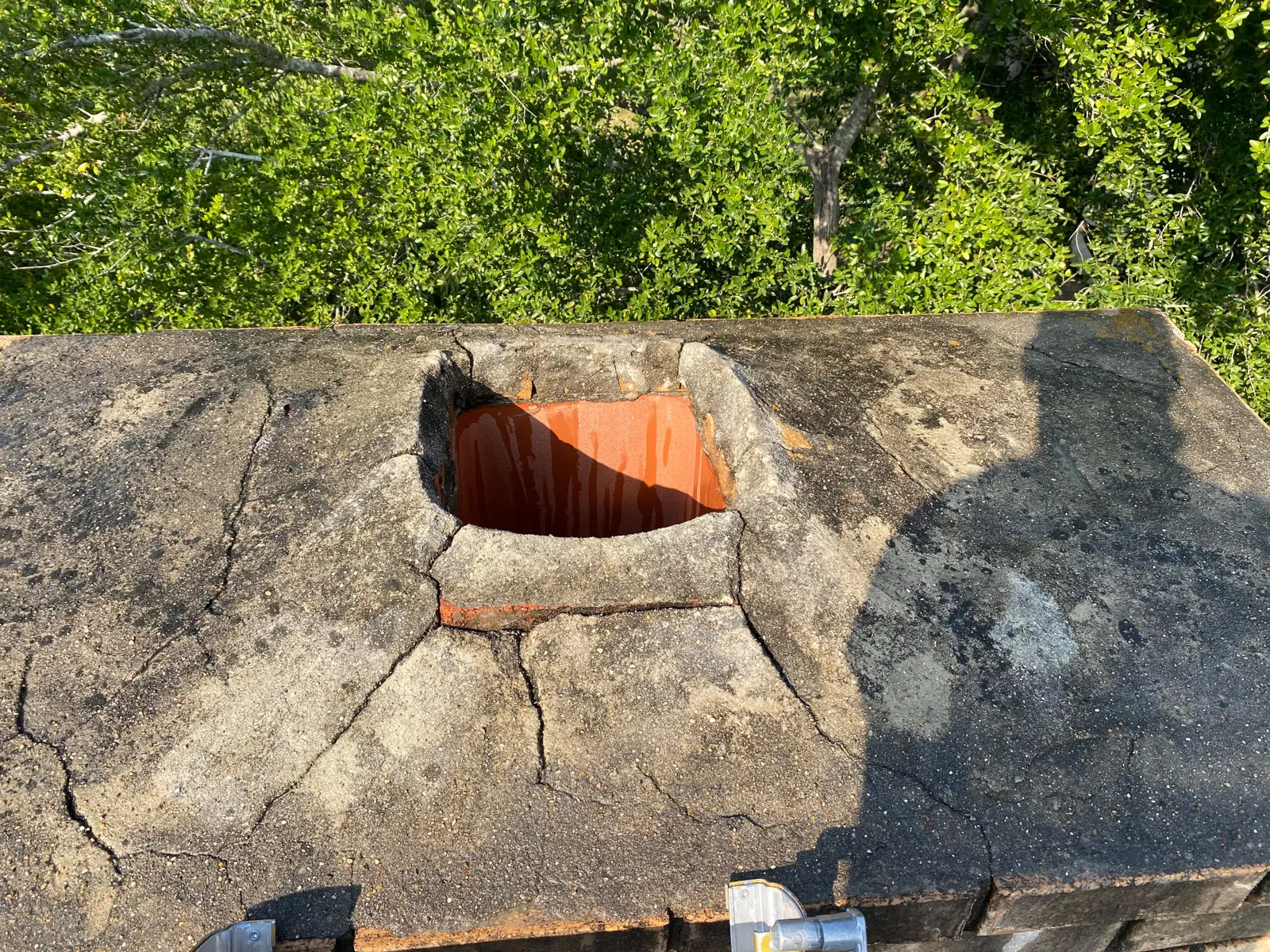 Cracked chimney crown